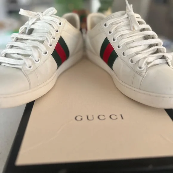 Gucci Classic White Sneakers with Red and Green Accents